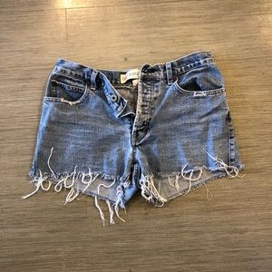 Cut off shorts